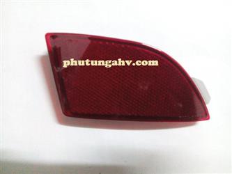 đèn phản quang ba đờ xốc sau mazda 3 bản hatchback